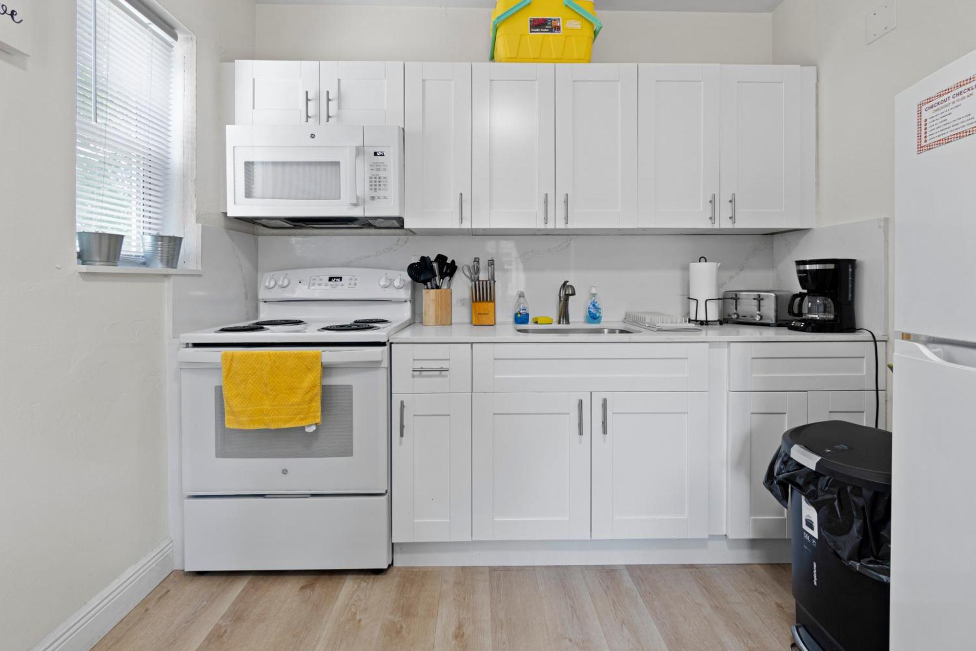Enchanting Cozy 10 Min Away From Airport, Calle 8, Brickell, Coral Gables, The And More! Appartement Miami